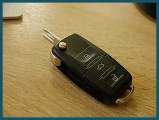 Hazel Lock & Key Store Oakland, CA 510-731-0605 - 14-broken-car-key